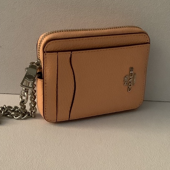 COACH Faded Blush Leather Zip Credit Card & I.D. Case BNWT - Picture 3 of 7